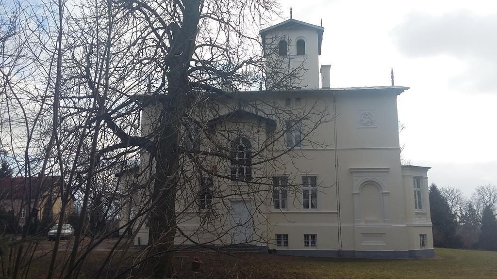 Agroturystyka "Palac W Janowie" Janów Exterior foto