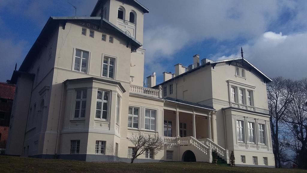 Agroturystyka "Palac W Janowie" Janów Exterior foto