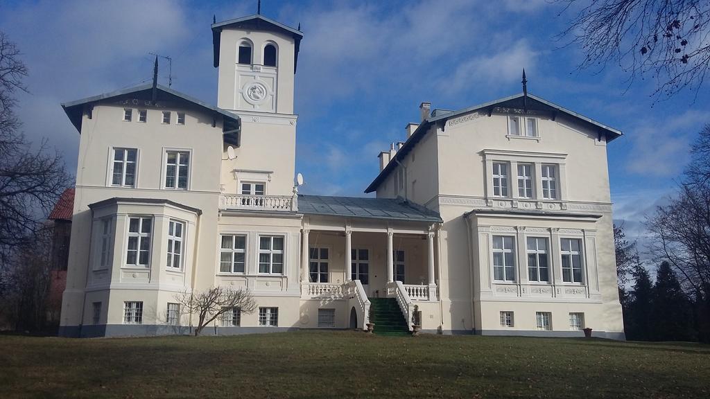 Agroturystyka "Palac W Janowie" Janów Exterior foto