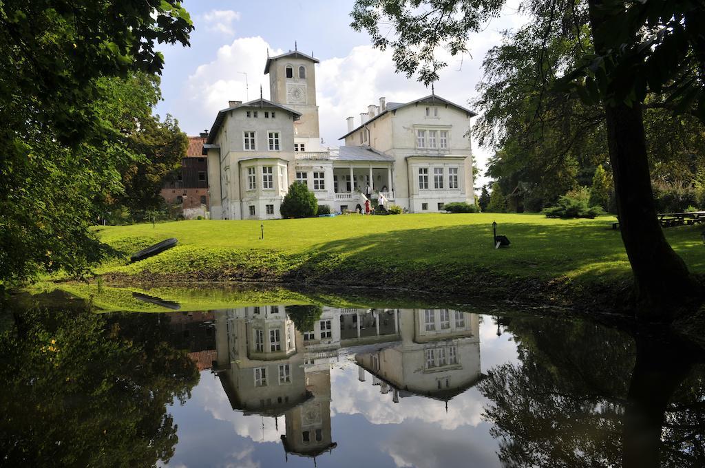 Agroturystyka "Palac W Janowie" Janów Exterior foto